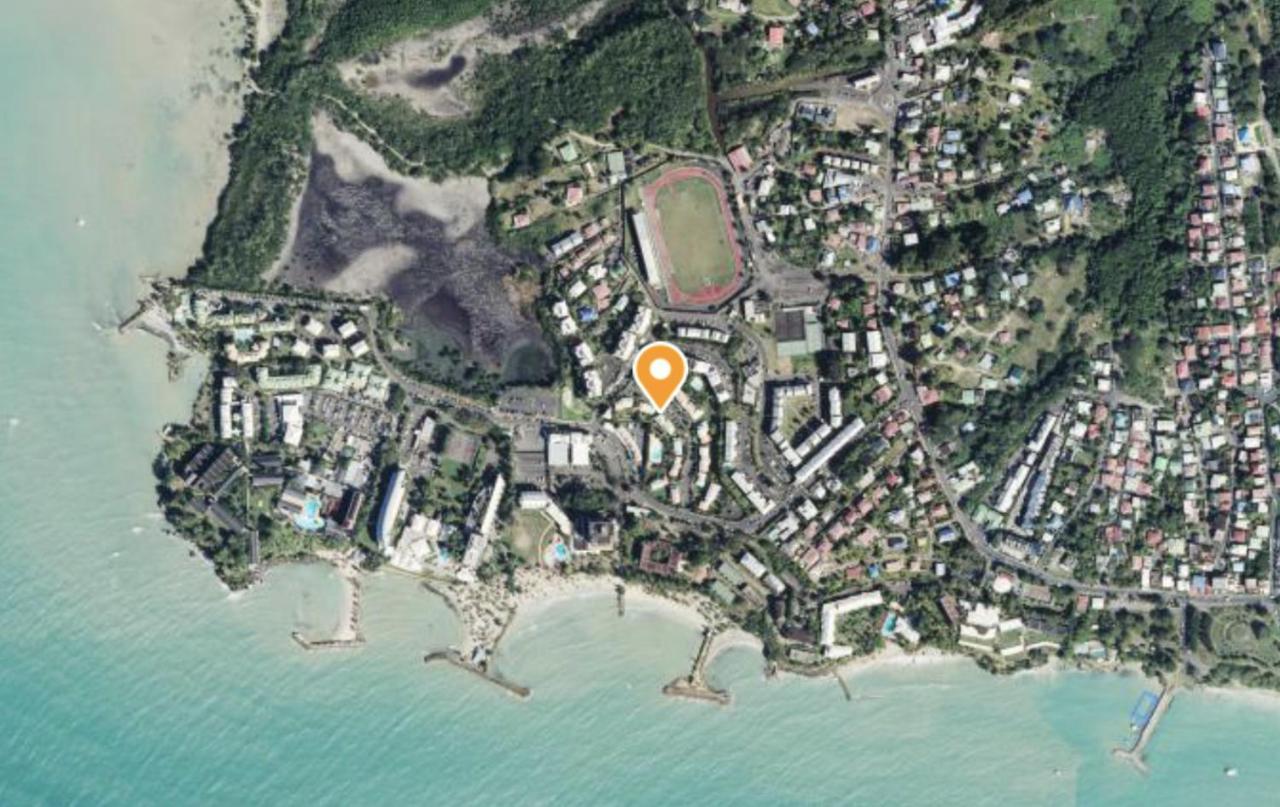 Maison Mitoyenne , Piscine,Citerne, Jardin, Parking, Plage Ле Госие Екстериор снимка